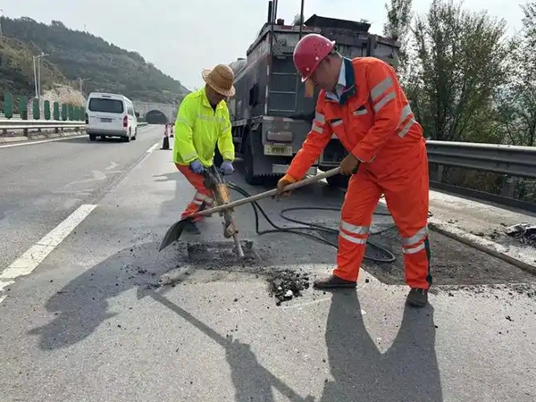 临海沥青路面修补价格